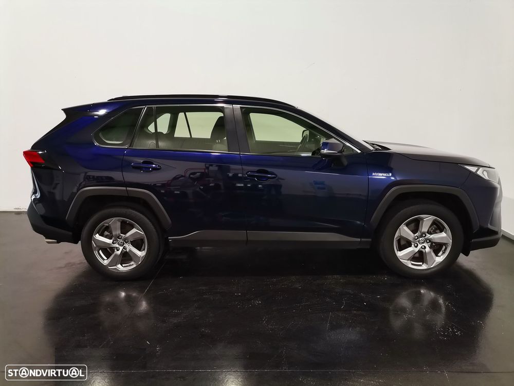 Toyota RAV4 - 18