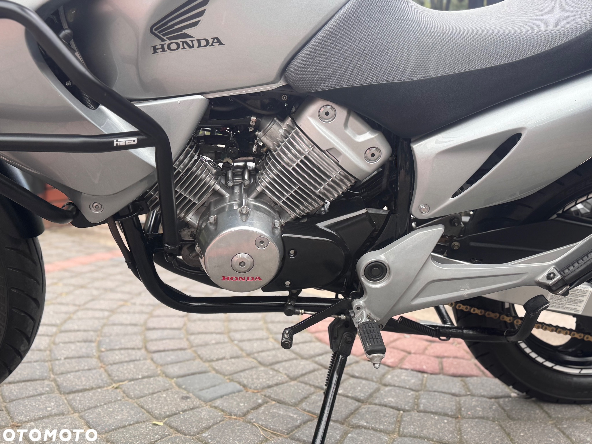Honda XL - 16