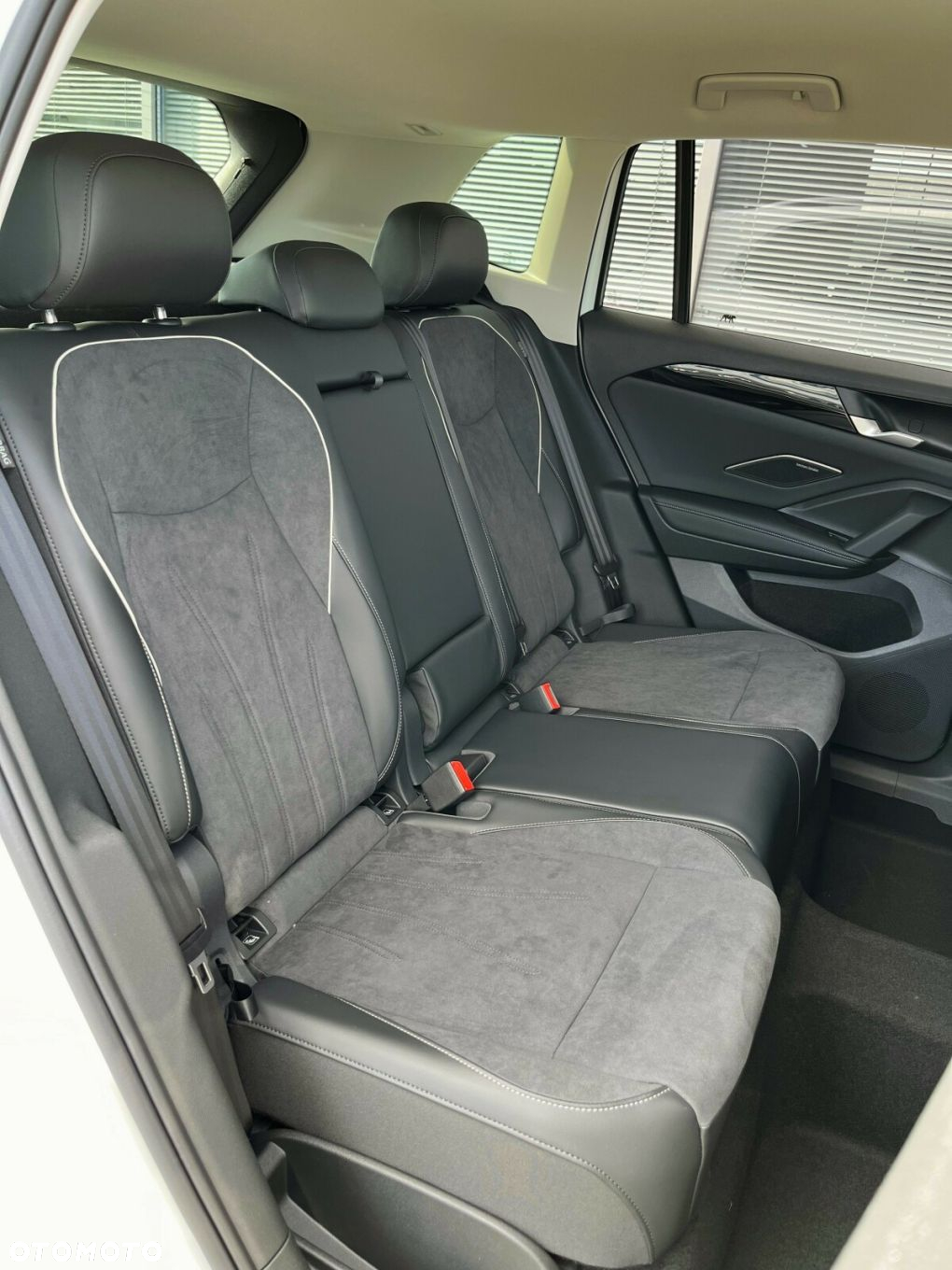 Volkswagen Tiguan 2.0 TDI Elegance DSG - 11