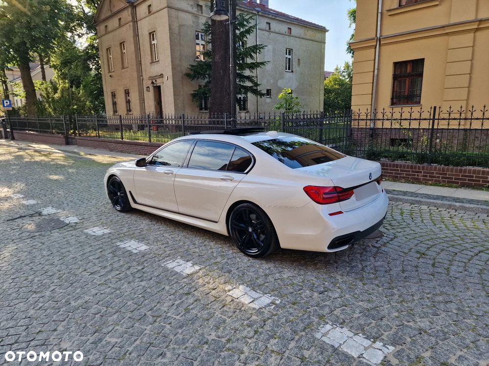 BMW Seria 7 740Li - 6