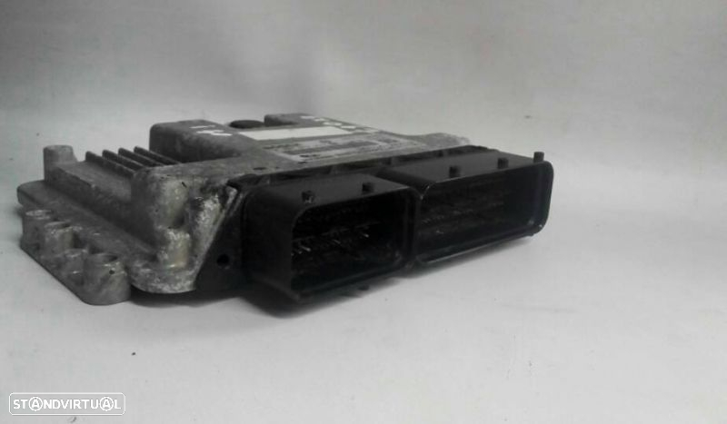 Centralina motor / ECU HYUNDAI i30 (FD) - 2