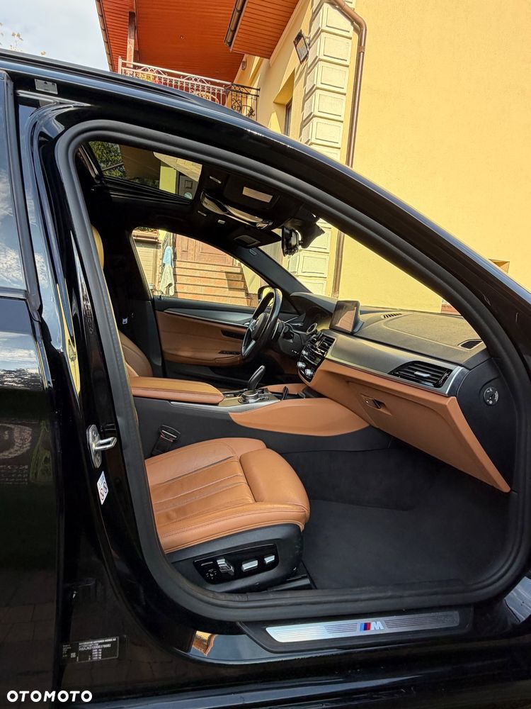 BMW Seria 5 530d M Sport sport - 27