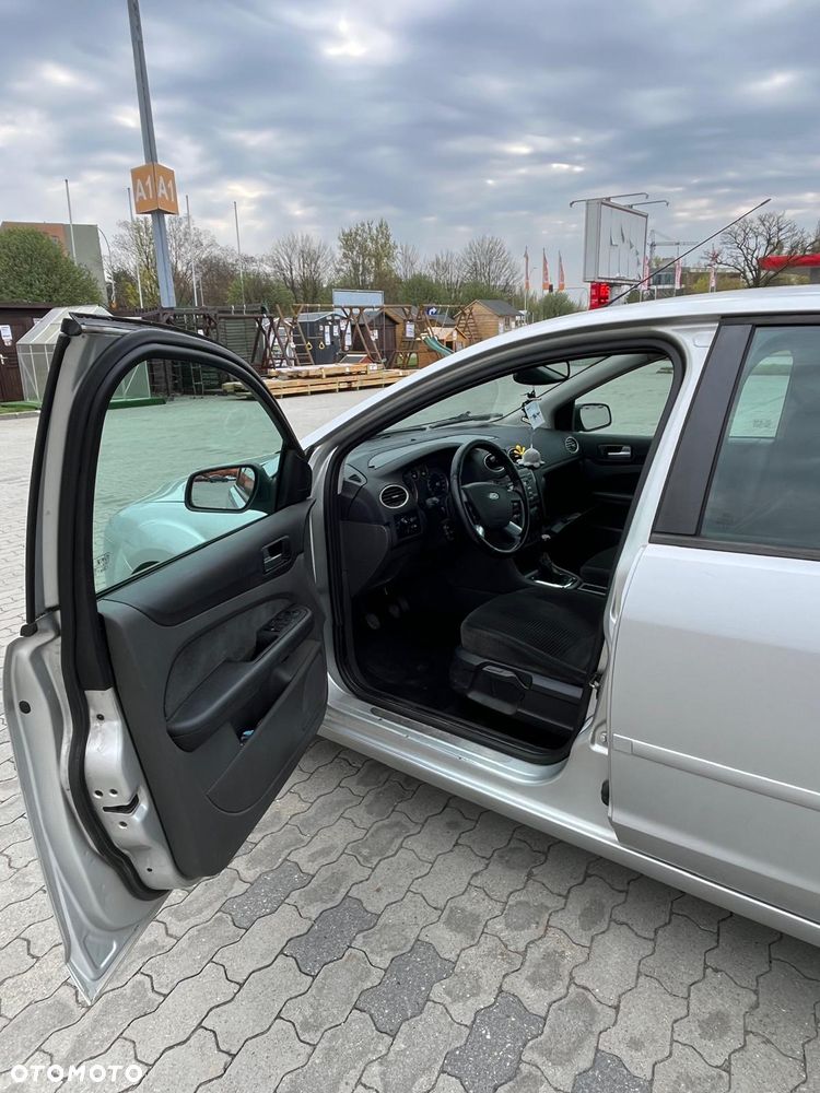 Ford Focus 1.6 TDCi Ambiente - 12