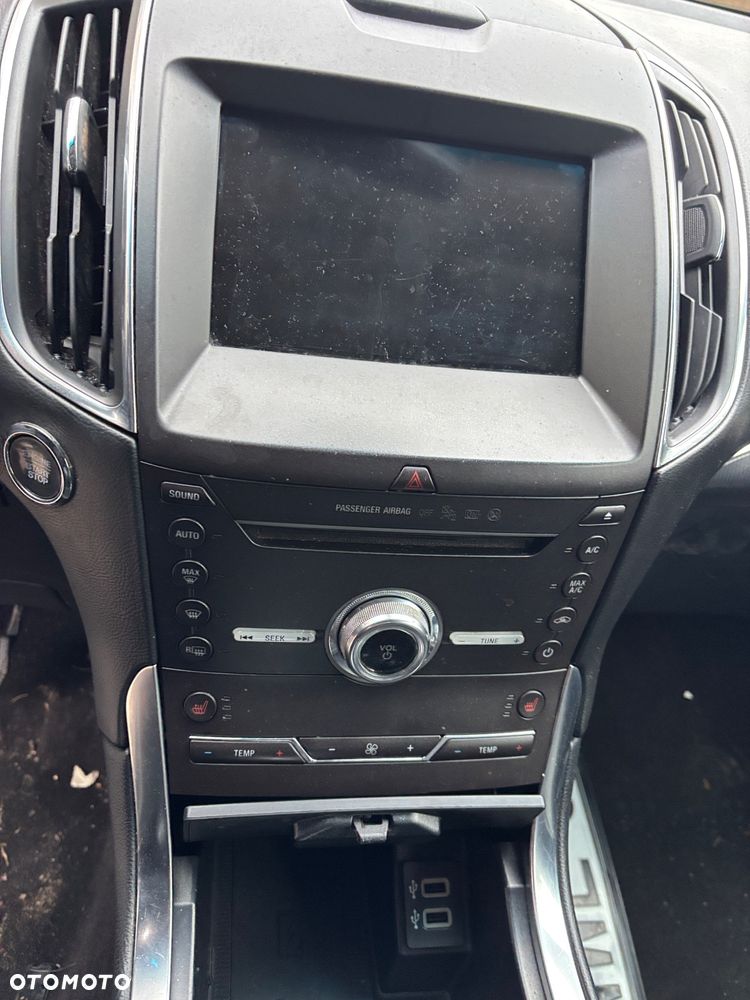 Ford Kuga 2.0 EcoBoost 4x4 Titanium - 25