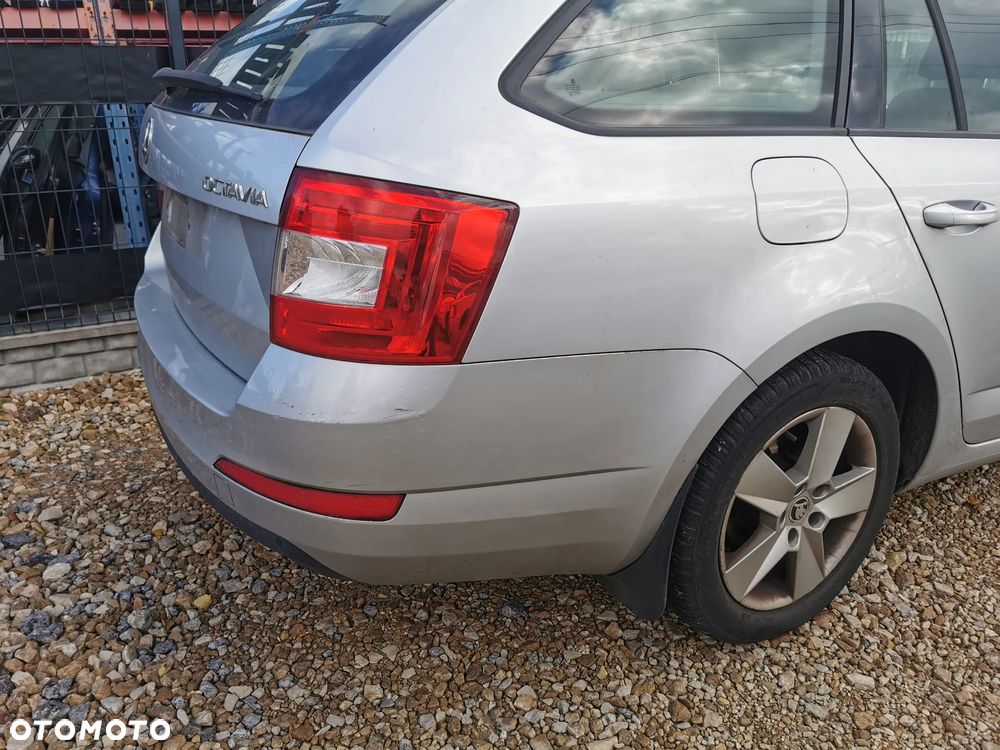 Na części Skoda Octavia III 2.0 TDI CRMB LA7W Drzwi Klapa Zderzak - 3