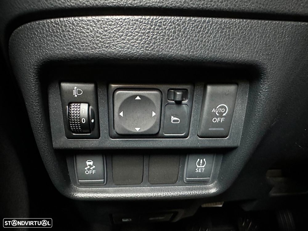 Nissan Juke 1.2 DIG-T Tekna Premium Ext.1 White L. - 31