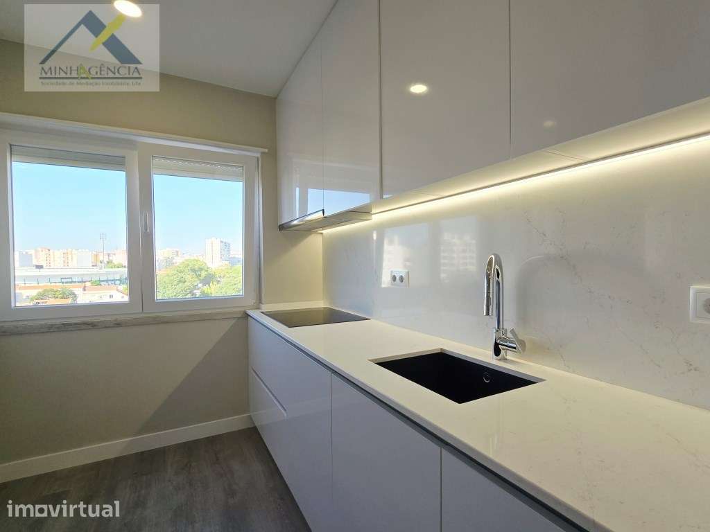 Apartamento T3 remodelado na Algodeia em Setúbal - Grande imagem: 5/37
