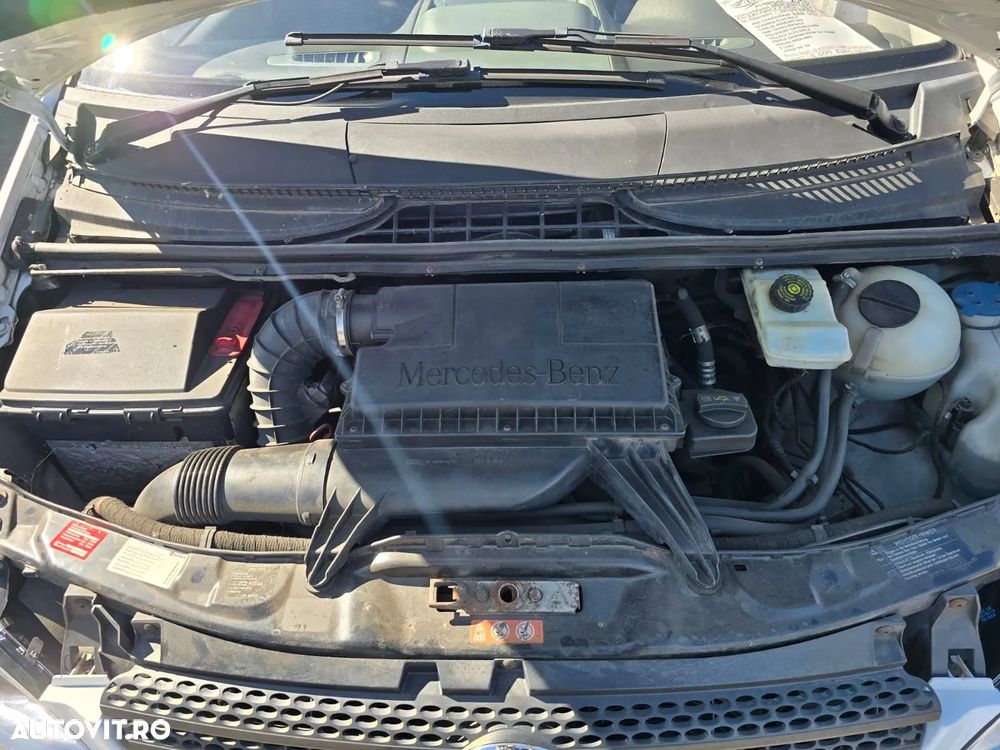 Mercedes-Benz Vito 110 CDI Lang Mixto - 12