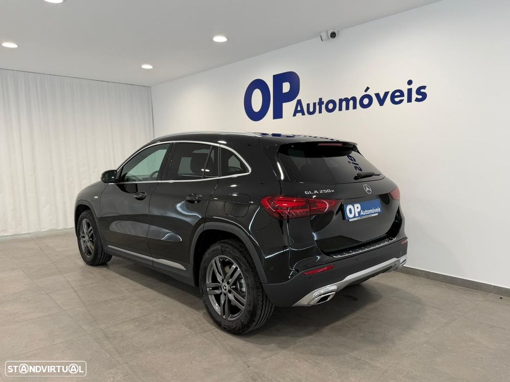Mercedes-Benz GLA 250 e Progressive - 3