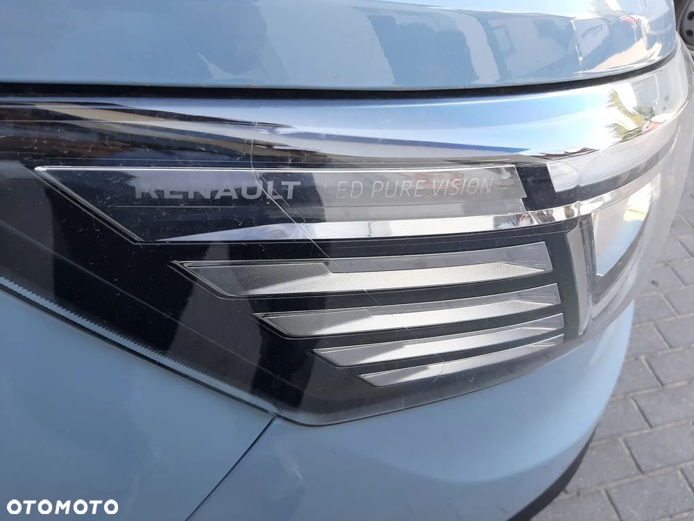 Renault Trafic 2.0 dCi - 23