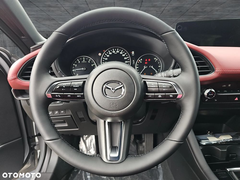 Mazda 3 2.0 mHEV Takumi - 10