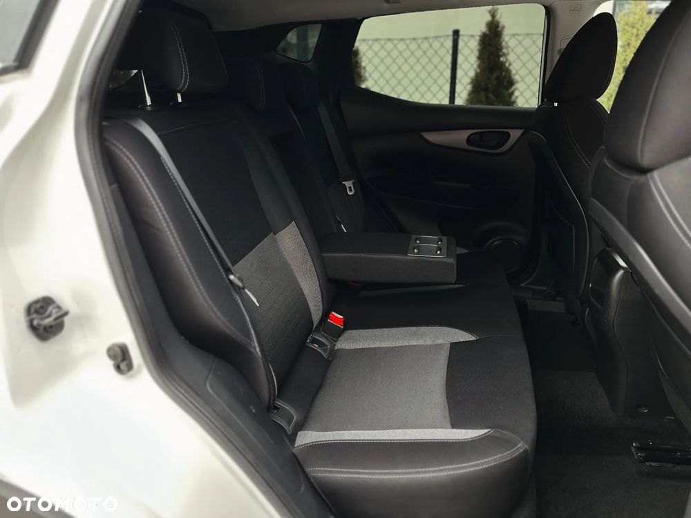 Nissan Qashqai 1.5 dCi Visia - 33