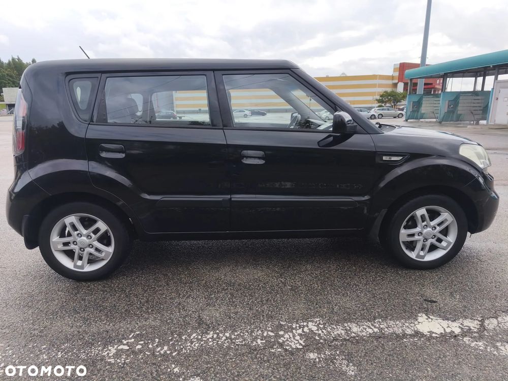Kia Soul 1.6 CRDI L - 8