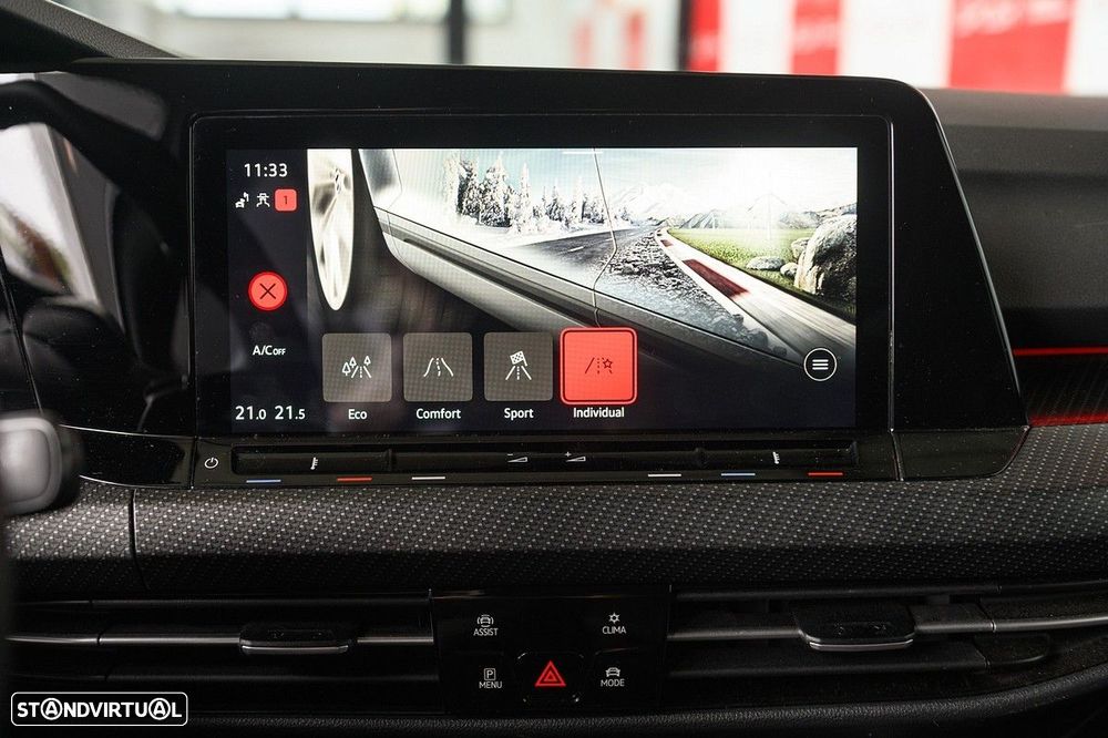 VW Golf 1.5 eTSI R-Line DSG - 44