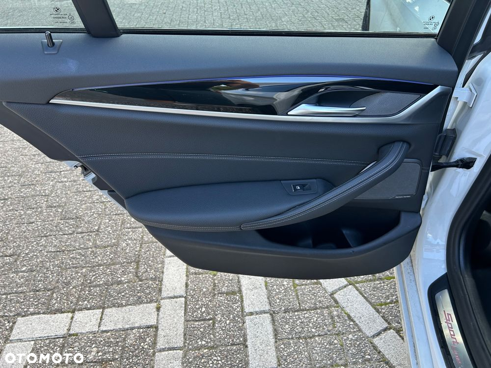 BMW Seria 5 540d xDrive Sport Line sport - 12