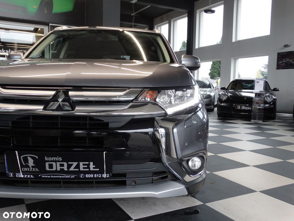 Mitsubishi Outlander - 33