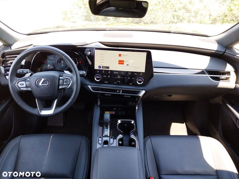 Lexus RX - 9