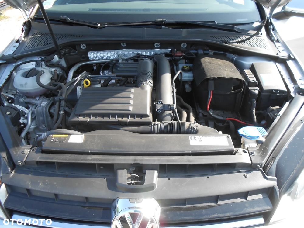 Volkswagen Golf 1.4 TSI BlueMotion Technology DSG Comfortline - 13