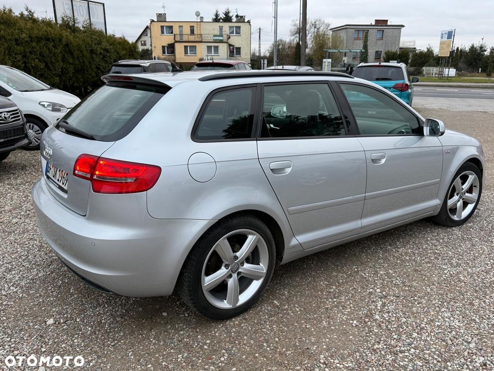 Audi A3 Sportback - 8