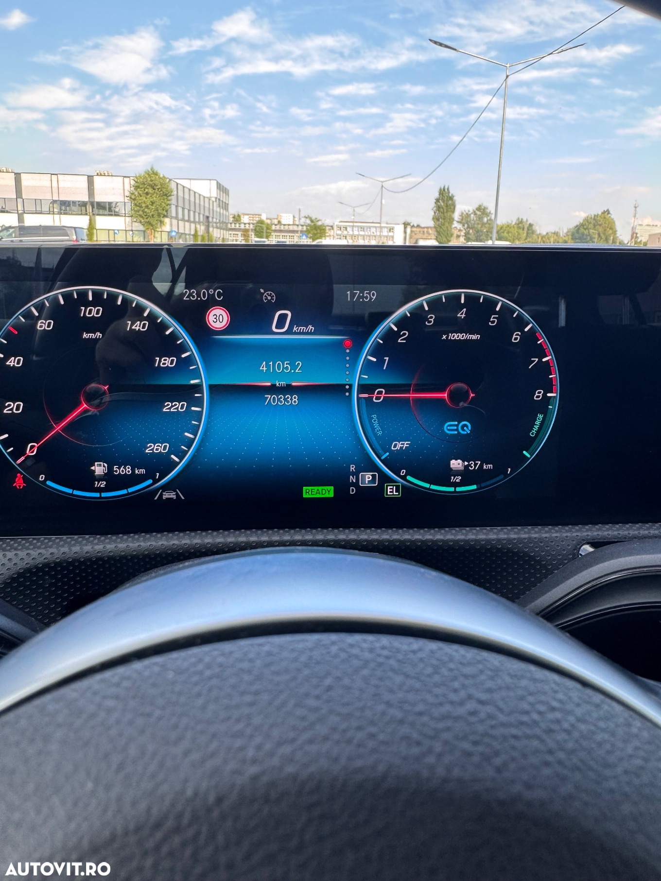 Mercedes-Benz A 250 e 8G-DCT AMG Line - 8