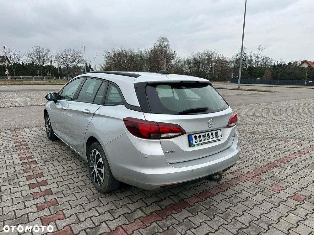 Opel Astra 1.6 CDTI Elite - 4