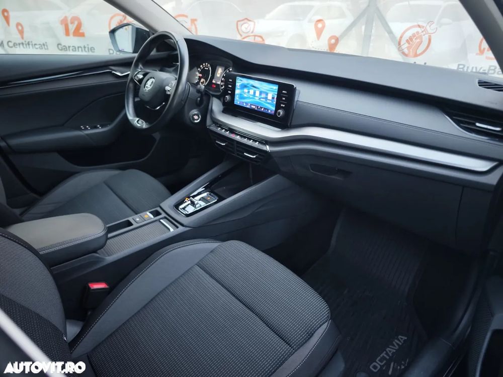 Skoda Octavia 2.0 TDI DSG Ambition - 15