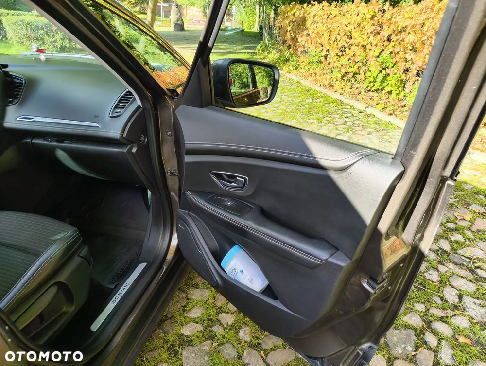 Renault Grand Scenic ENERGY dCi 110 EDC INTENS - 34