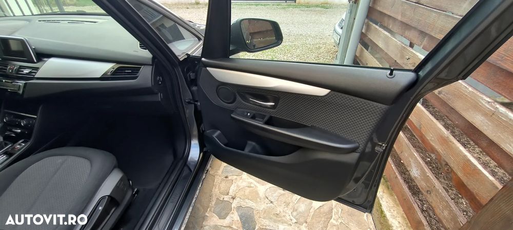 BMW Seria 2 218d Aut. - 13