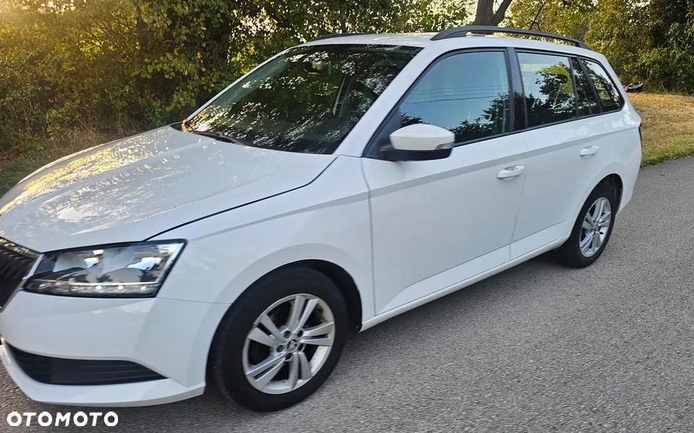 Skoda Fabia 1.0 Ambition Plus - 2