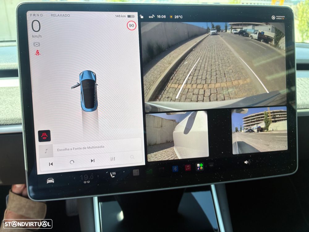 Tesla Model 3 Long Range Tração Traseira - 33