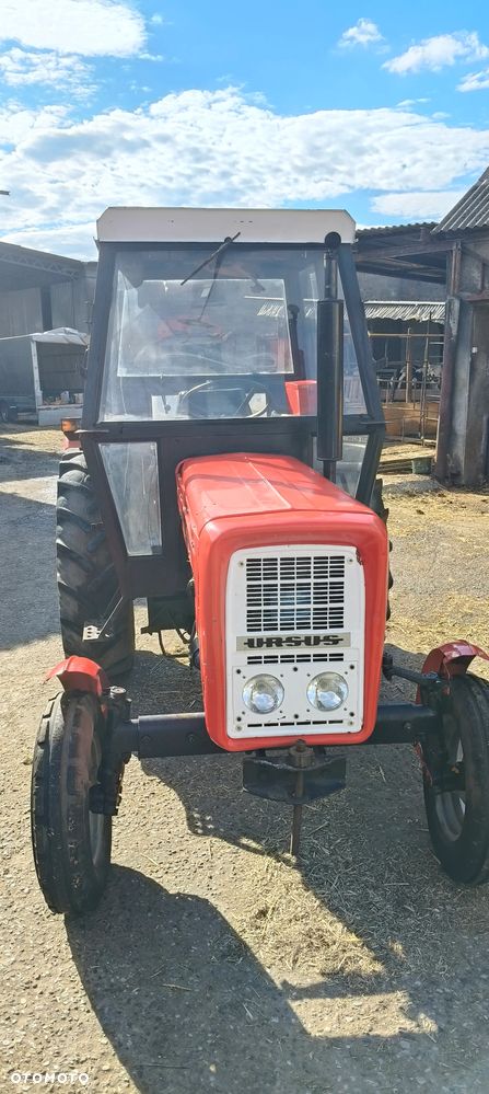 Ursus C360 - 1