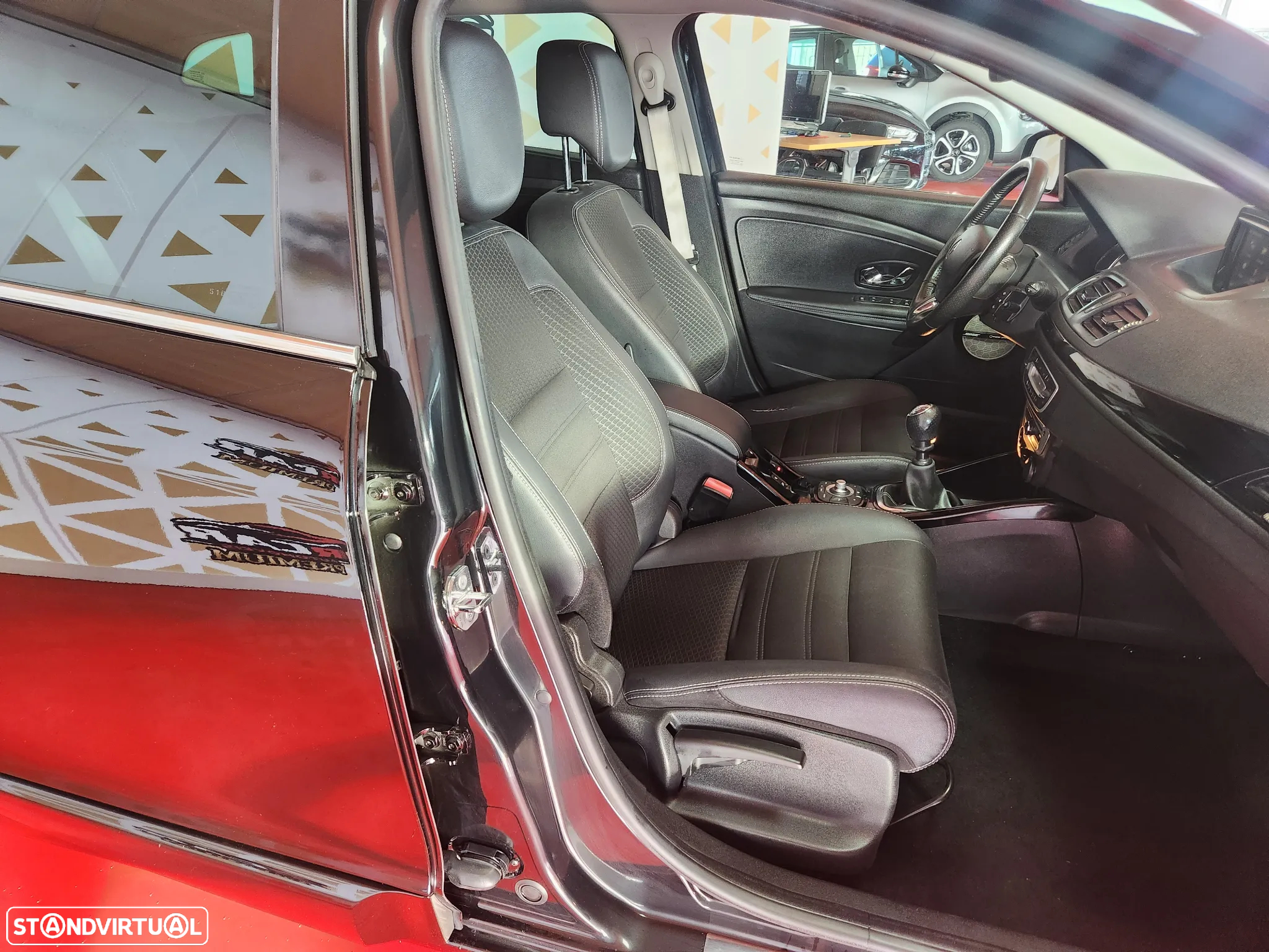 Renault Mégane Sport Tourer ENERGY dCi 130 BOSE EDITION - 36
