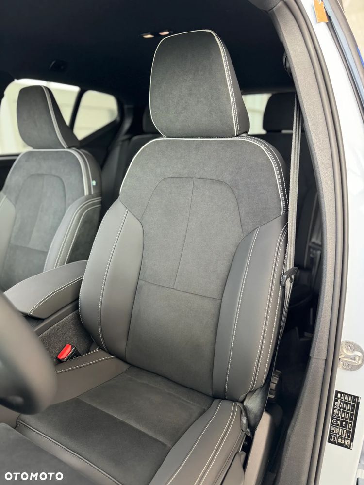 Volvo XC 40 73kWh Recharge Plus - 10