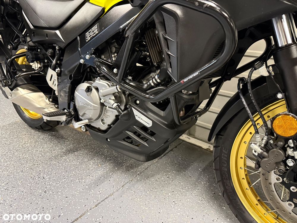 Suzuki V-STROM - 9