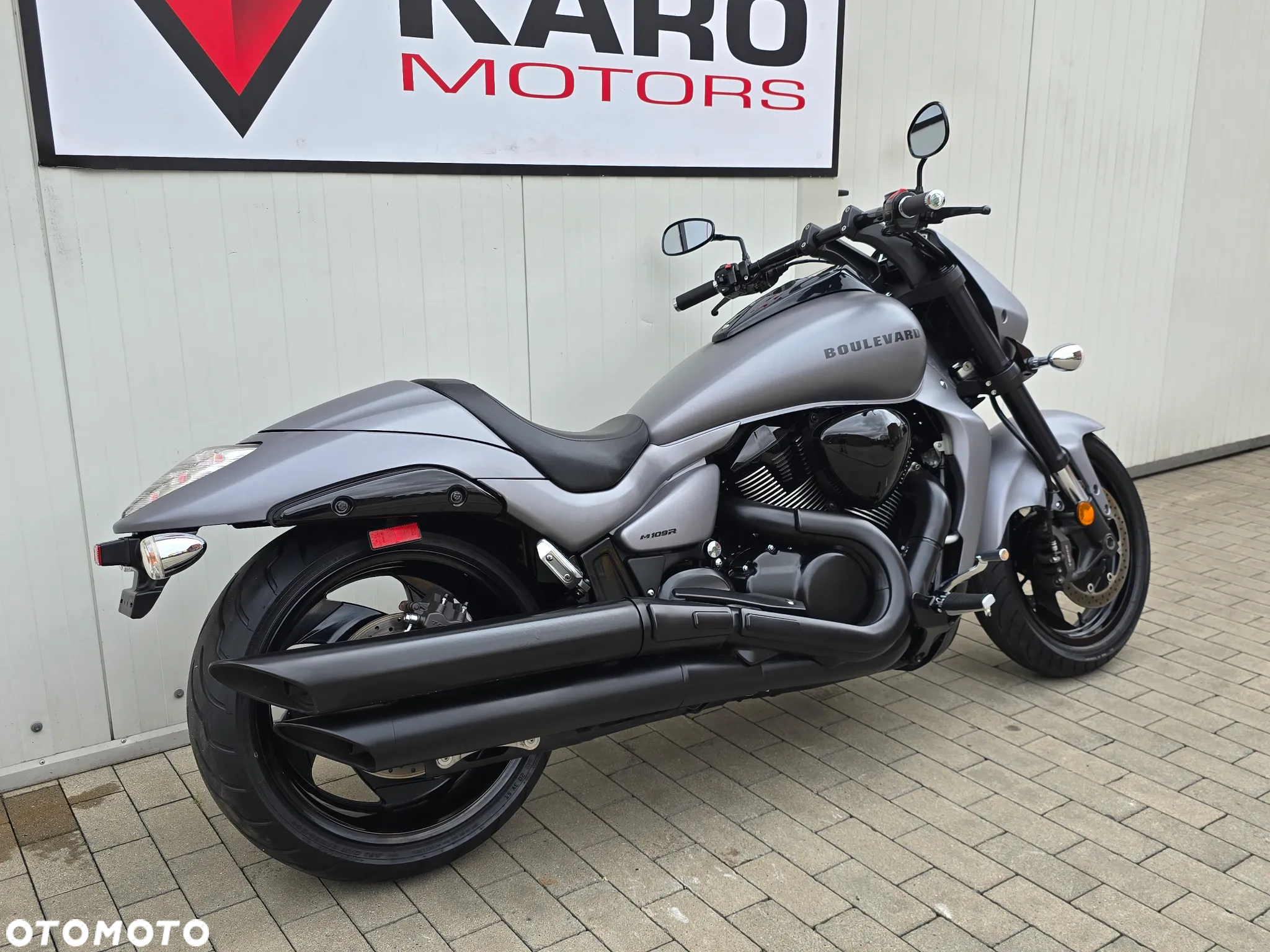 Suzuki Boulevard - 3