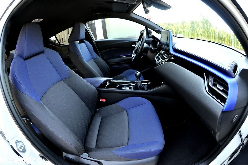 Toyota C-HR - 8