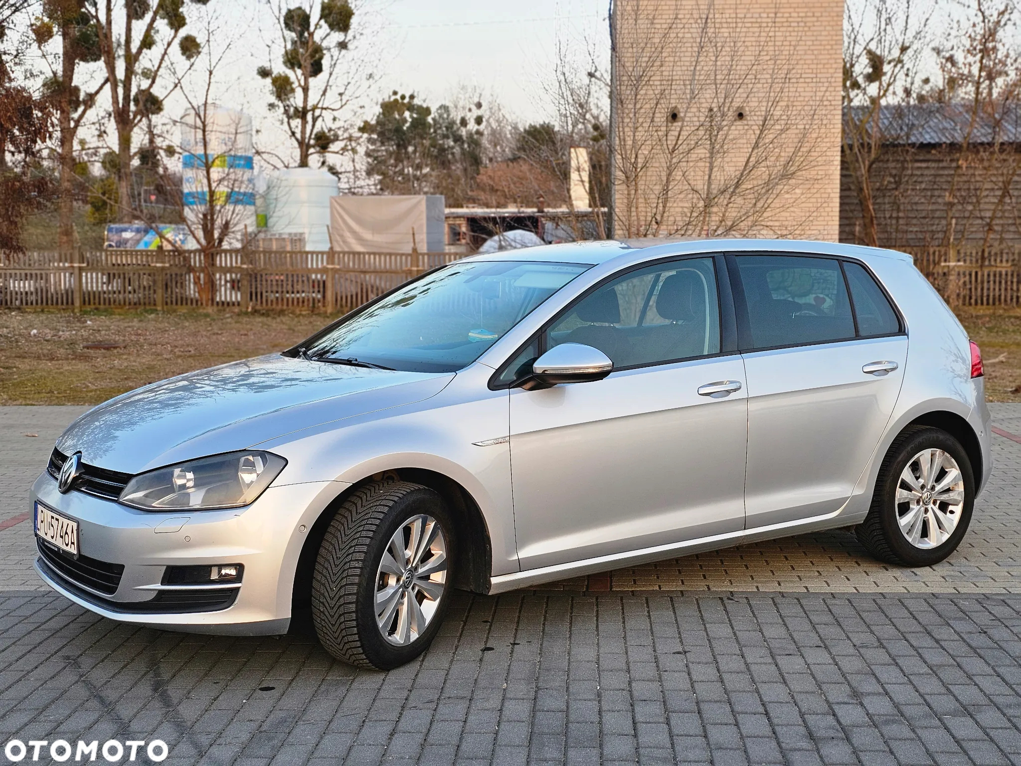 Volkswagen Golf 1.2 TSI BlueMotion Technology Cup - 3