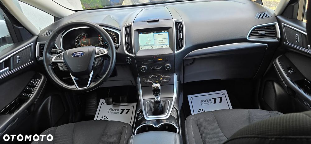 Ford S-Max 2.0 EcoBlue Titanium - 21