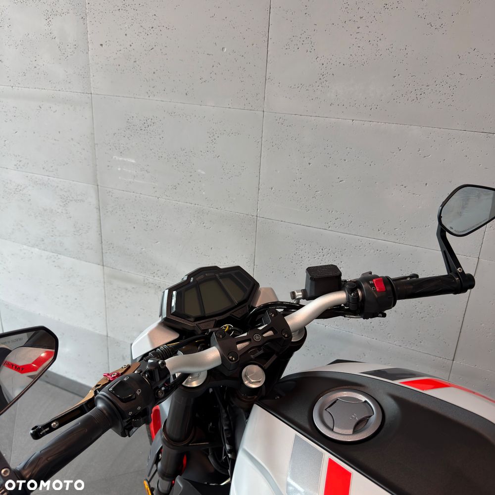 Yamaha MT - 10