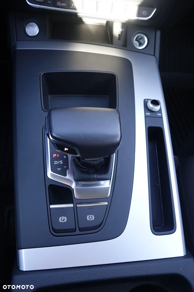 Audi Q5 40 TDI mHEV Quattro S tronic - 21
