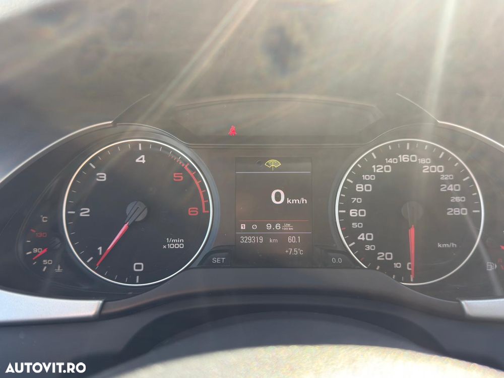 Audi A4 2.0 TDI DPF Ambiente - 12