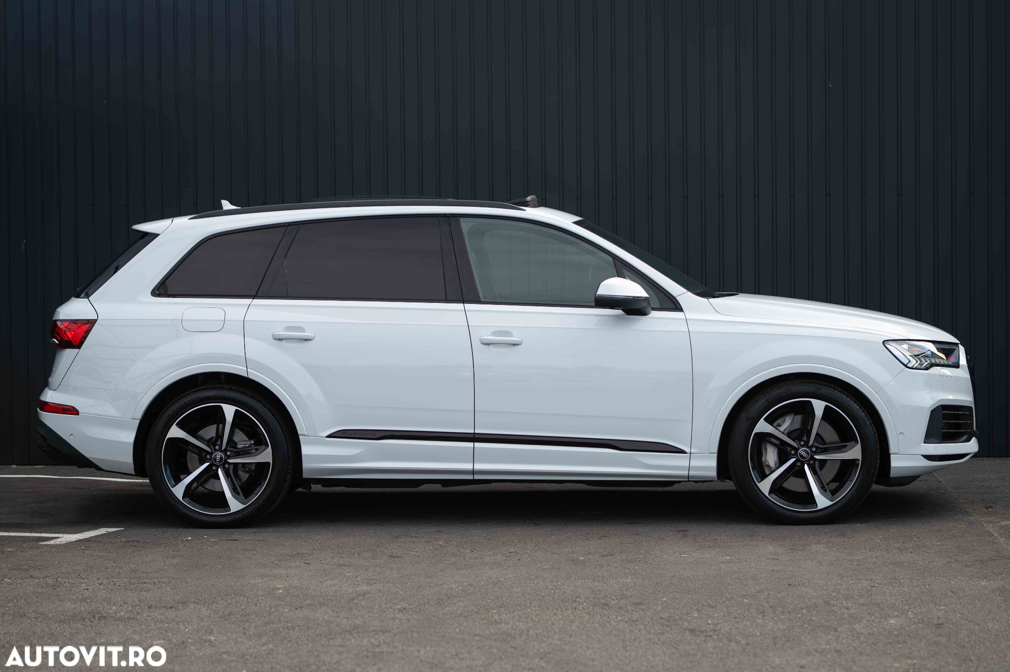 Audi Q7 3.0 55 TFSIe quattro Tiptronic Basic - 4