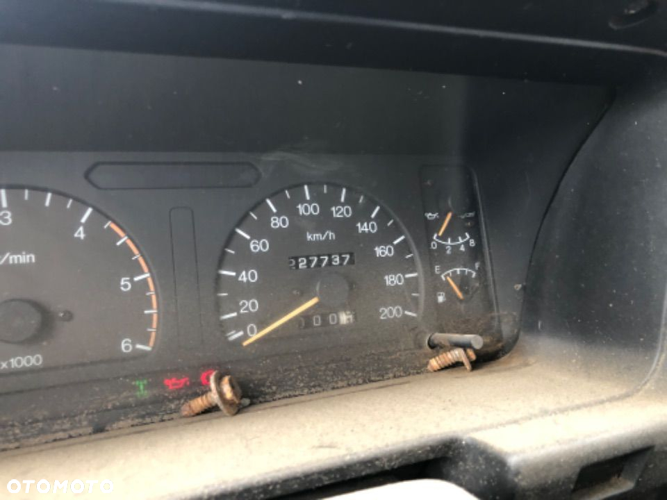 Isuzu trooper 1993r 3.1d na części - 9