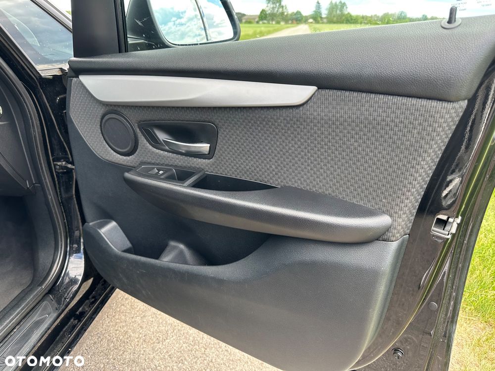 BMW Seria 2 218d Luxury Line - 29