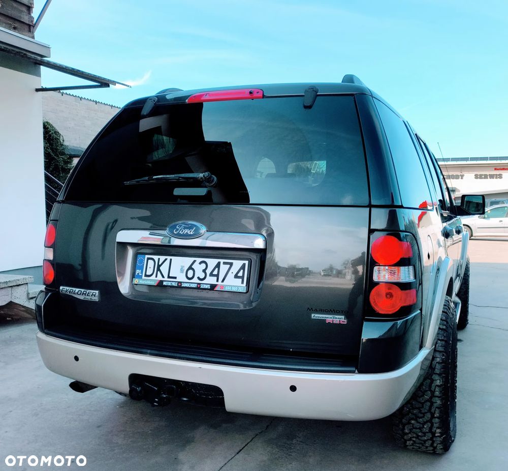Ford Explorer 4.0 4WD - 16