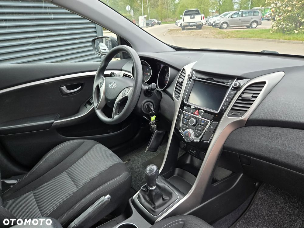 Hyundai i30 - 22