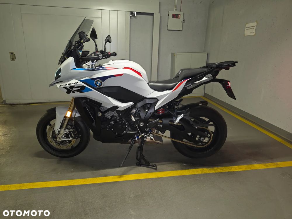 BMW XR - 5