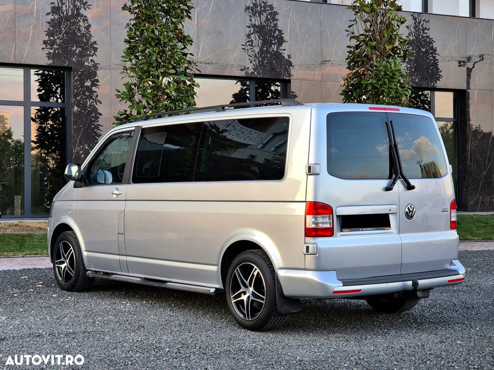 Volkswagen Caravelle - 2