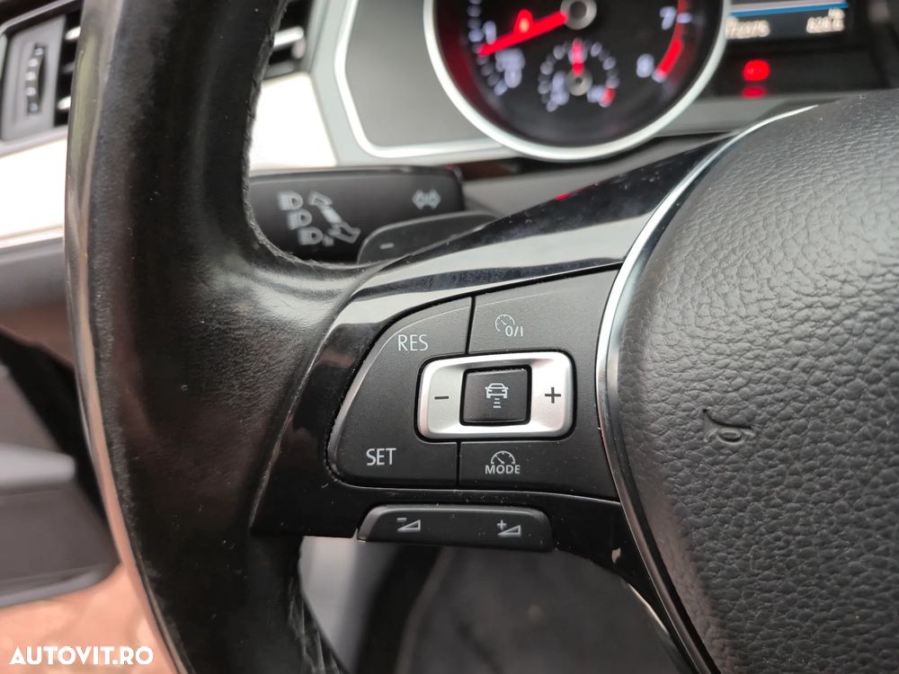 Volkswagen Passat 1.4 TSI ACT (BMT) DSG Highline - 20