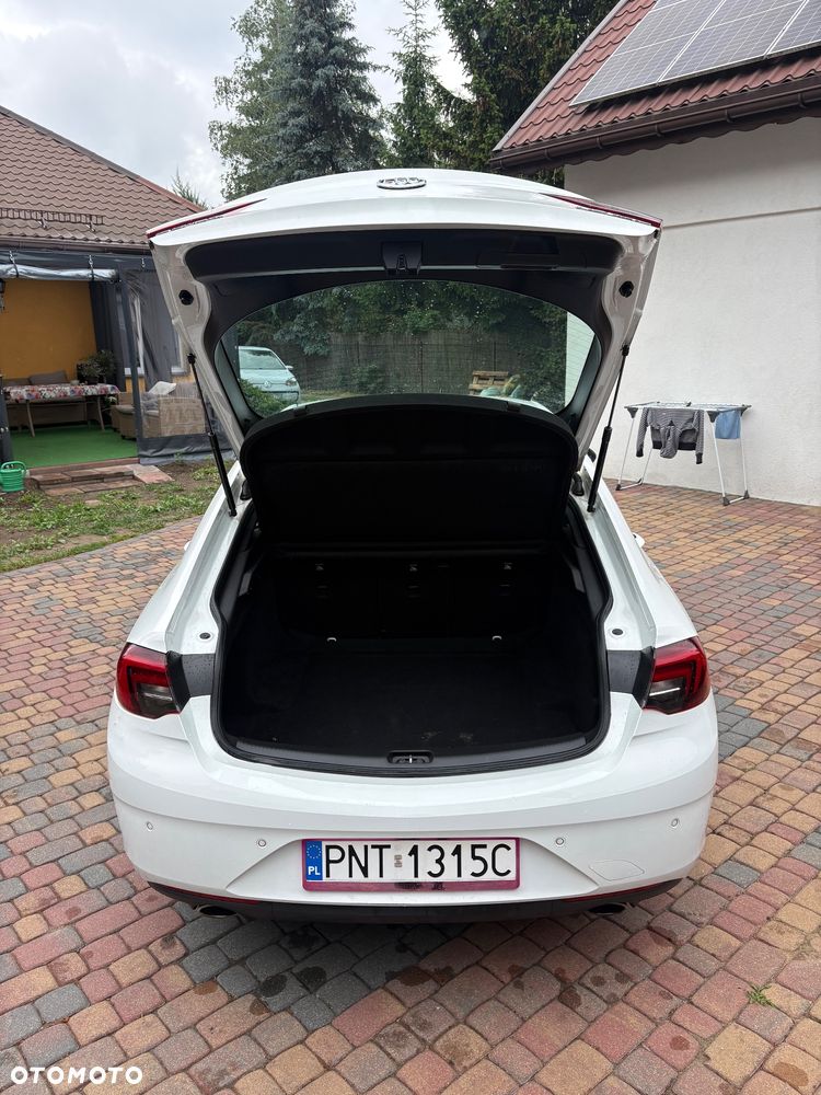 Opel Insignia - 11